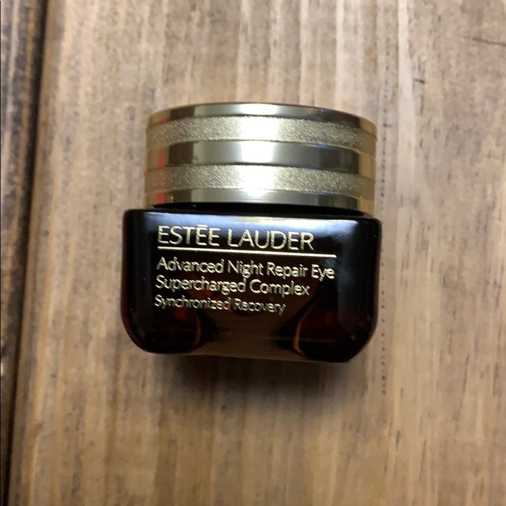 Estée Lauder advance night repair eye